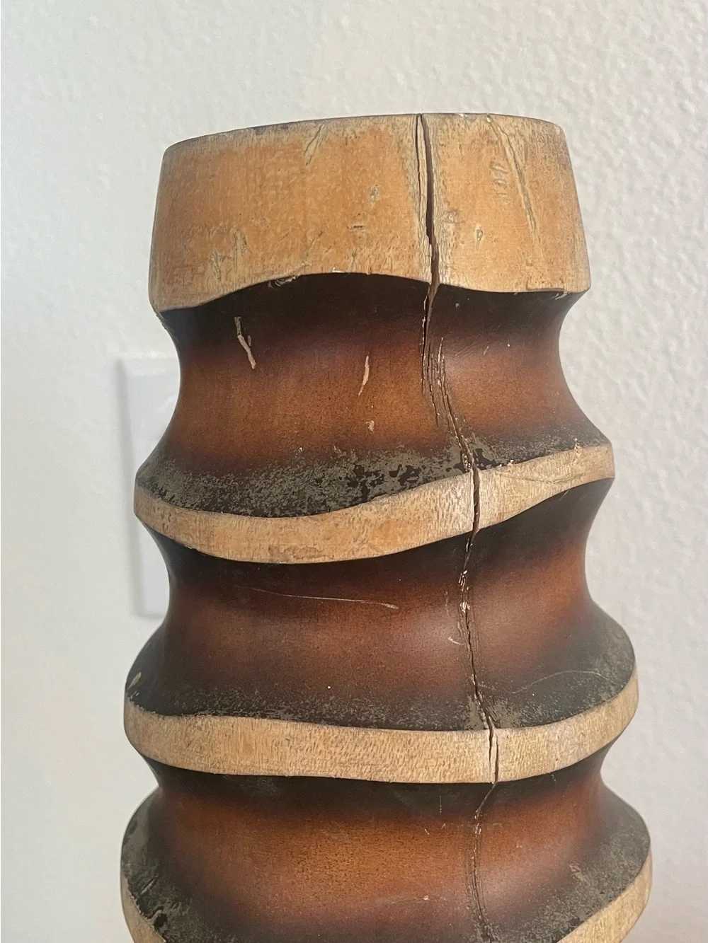 Wood Mango Ribbed Table Vase - Brown